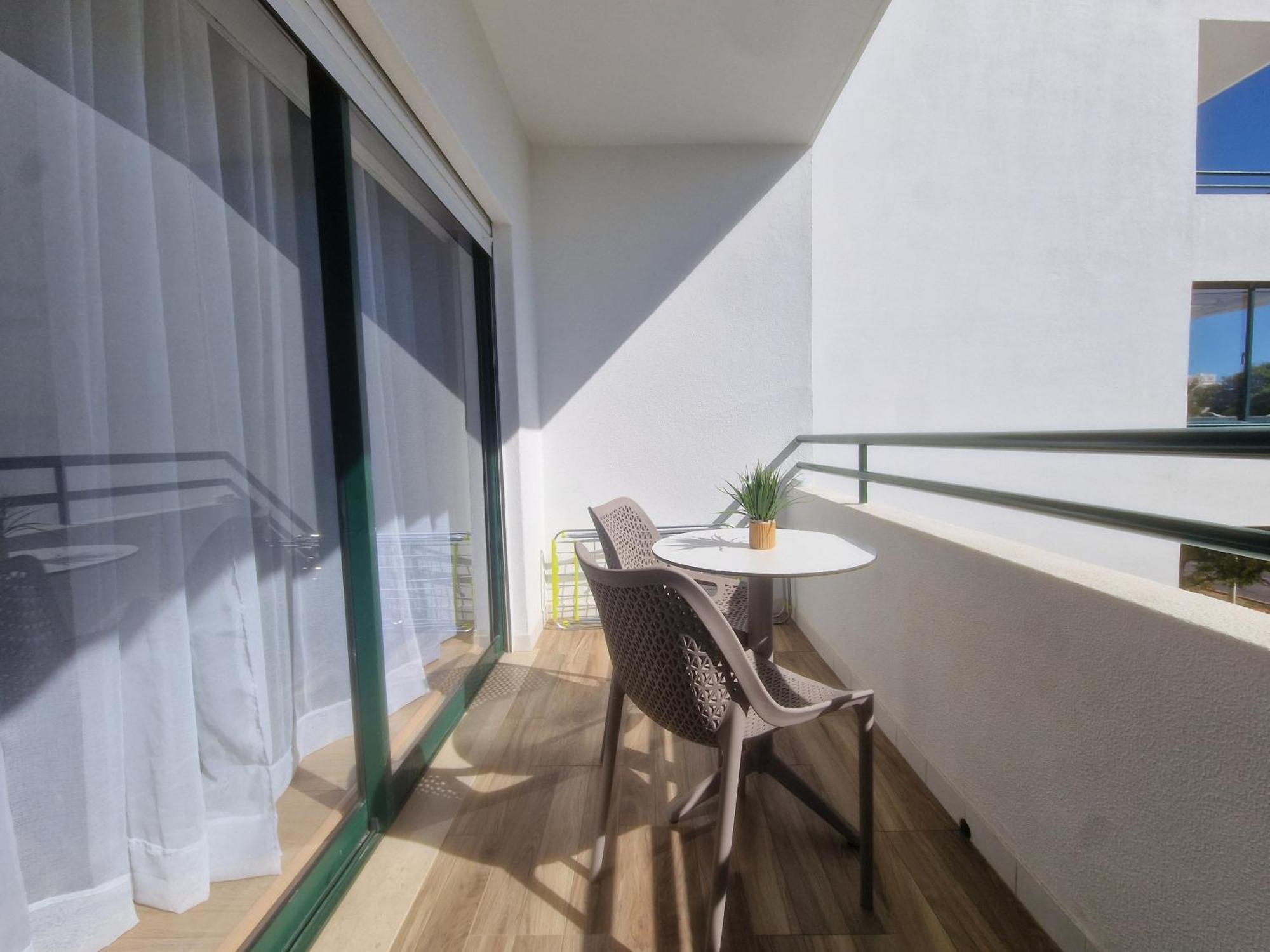 Avenida Mar 1 - Ar-Condicionado, Wifi E 200Mts Da Praia Quarteira Dış mekan fotoğraf